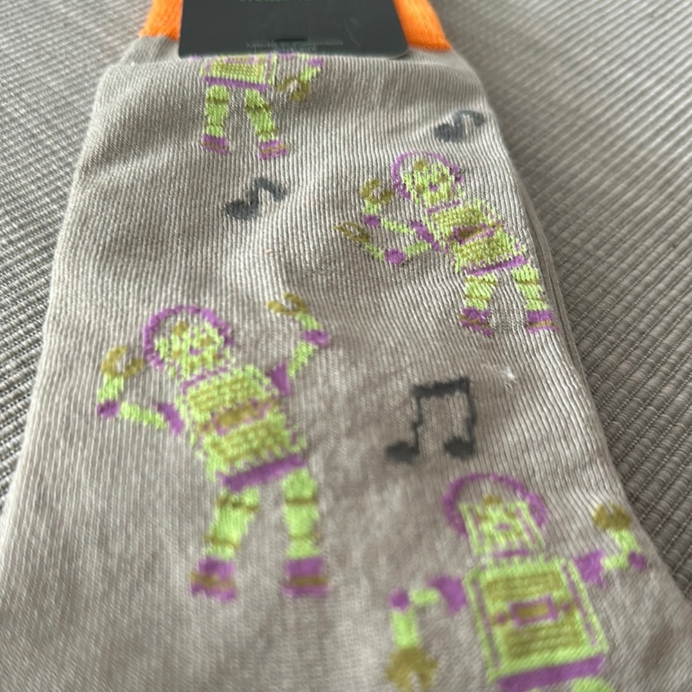Per Pedes Men's Gray and Orange Robot Socks - Picture 3 of 5
